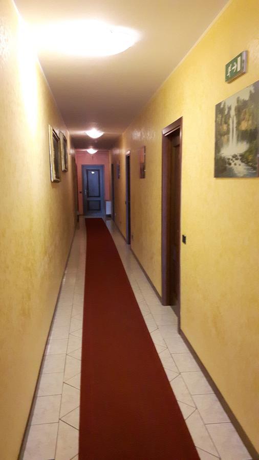 Hotel Armida Castenedolo Exterior photo
